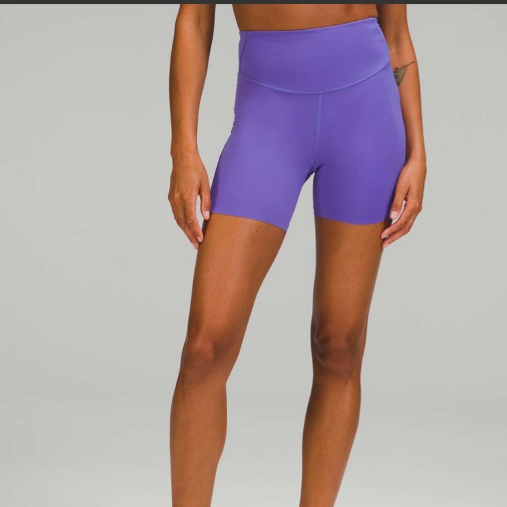 Lululemon Base Pace High-Rise Short 6" size 8 in color Charged Indigo